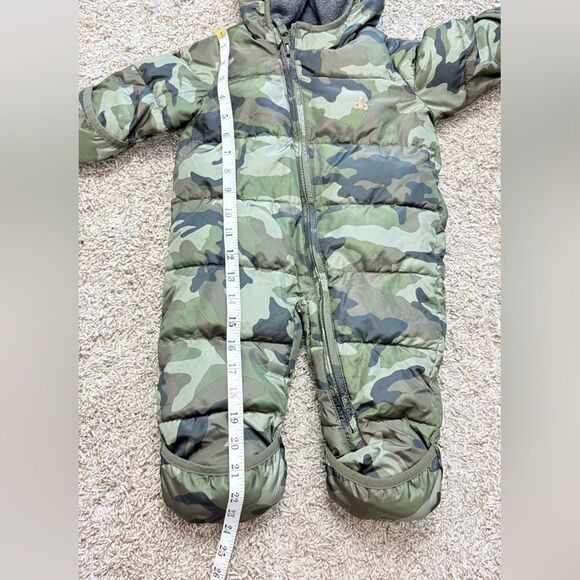 Baby Gap Green Camo Snowsuit - Picture 3 of 5